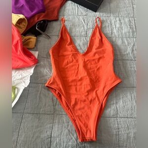 Gooseberry seaside one piece so chic Tropicana size L